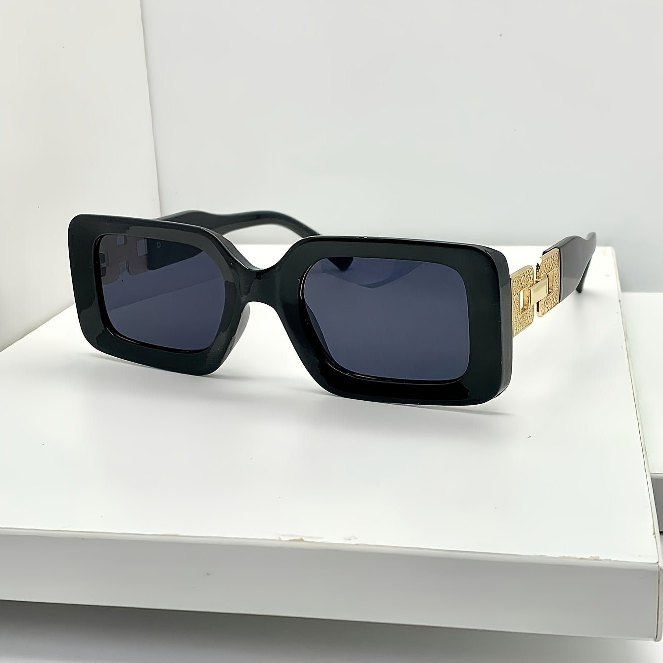 Women's Y2K-Inspired Square Fashion Glasses with PC Lenses & Polycarbonate Frame