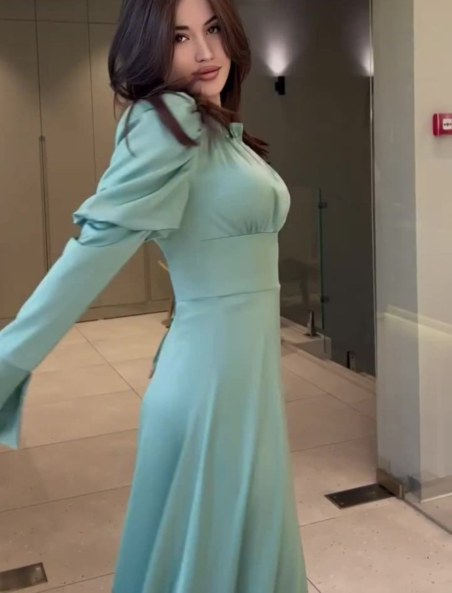 Bubble Collar Wooden Ear Waist Tight Solid Color Long Sleeve Dress