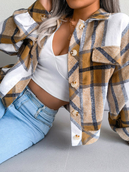 Women’s Thick Collared Plaid Flannel Cardigan With Button Front And Front Pockets