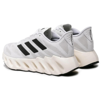 Adidas SWITCH FWD M – Men’s Lightweight Performance Runner